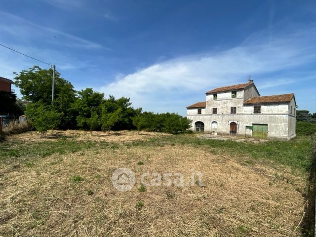 Casa indipendente in residenziale in Via XXV Aprile