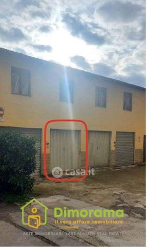 Box/posto auto in residenziale in Via Lungo l'Affrico 156 A