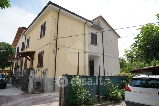 Appartamento in residenziale in Via Gransasso 10