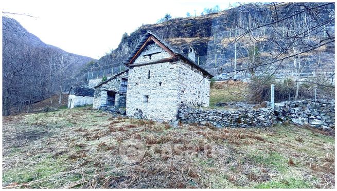 Baita/bungalow/chalet/trullo in residenziale in SS631 di Valle Cannobina