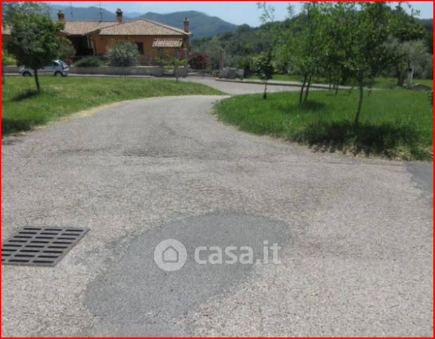 Garage/posto auto in residenziale in Via Paradiso