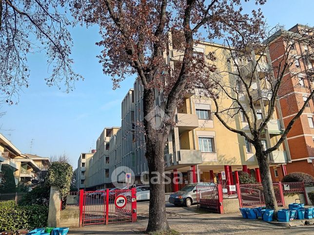 Garage/posto auto in residenziale in Via Antonio Laghi 29