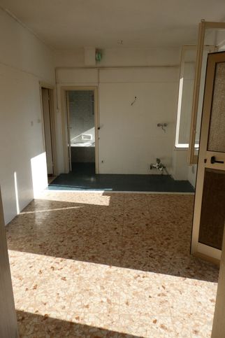 Appartamento in residenziale in Via Setta 61