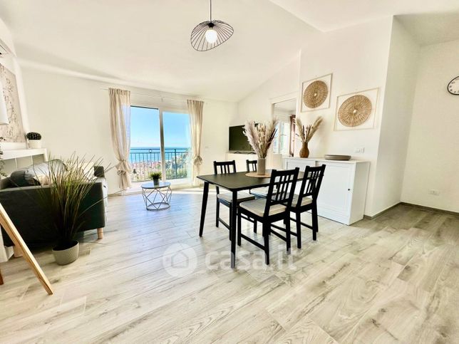 Appartamento in residenziale in Via Gabriele D'Annunzio 16