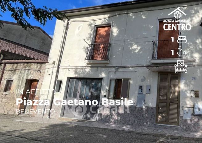 Appartamento in residenziale in Piazza Gaetano Basile