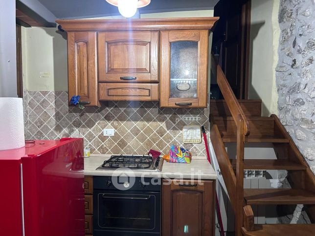 Casa bi/trifamiliare in residenziale in Via Nazionale