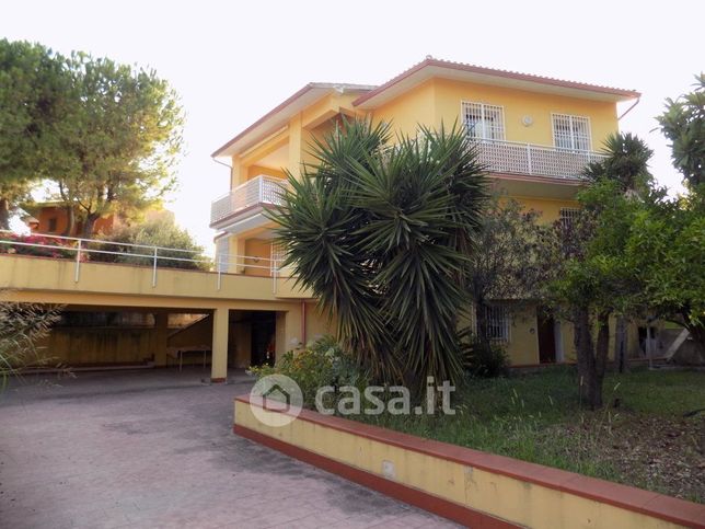 Appartamento in residenziale in Via Tersicore 35