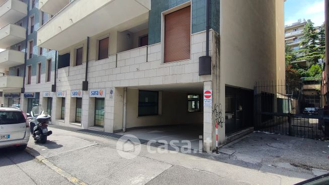 Box/posto auto in residenziale in Via Giulia 58