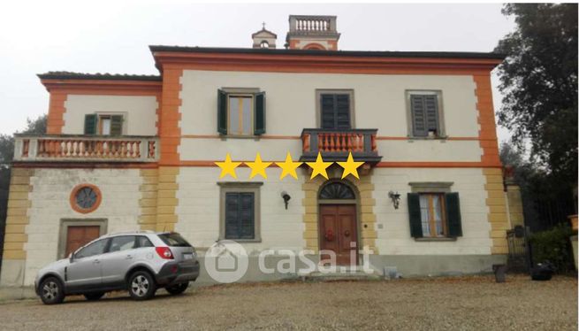 Villa in residenziale in Via di Vallebuia