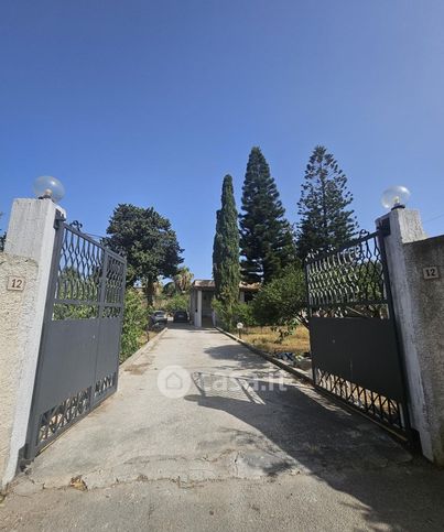 Casa indipendente in residenziale in Via Rosario di Salvo 12