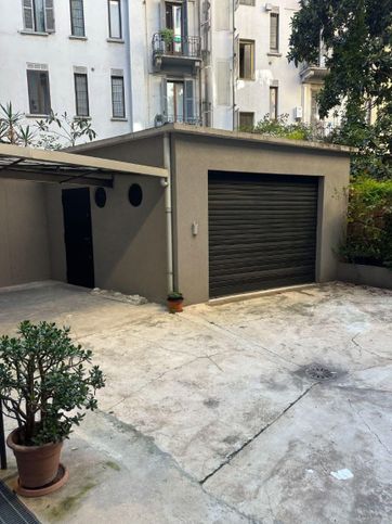 Box/posto auto in residenziale in Viale Abruzzi