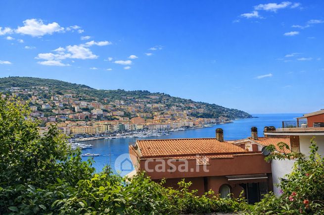 Appartamento in residenziale in Via Discesa del Valle