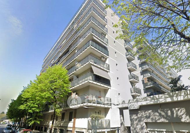Appartamento in residenziale in Via F. Cilea 3