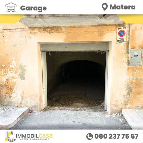 Garage/posto auto in residenziale in 