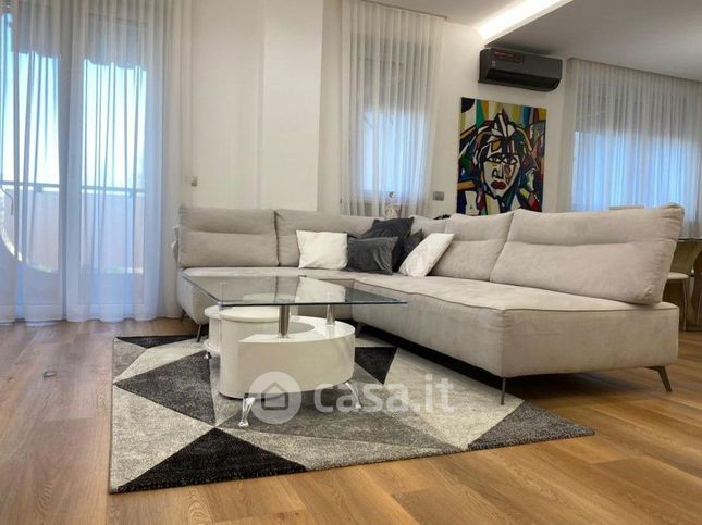 Appartamento in residenziale in Strada Torino 90