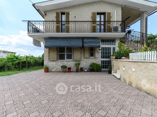 Appartamento in residenziale in Strada degli Ardoni