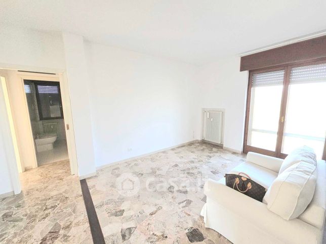 Appartamento in residenziale in Via Giovanni Durando 36