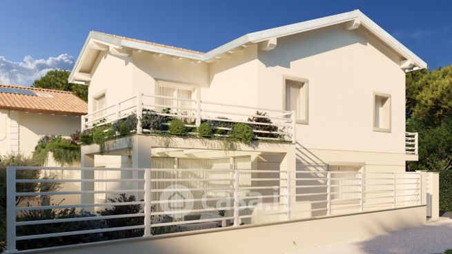 Villa in residenziale in Via Versilia