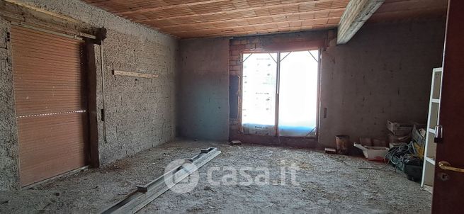 Appartamento in residenziale in Via Pettineo 64