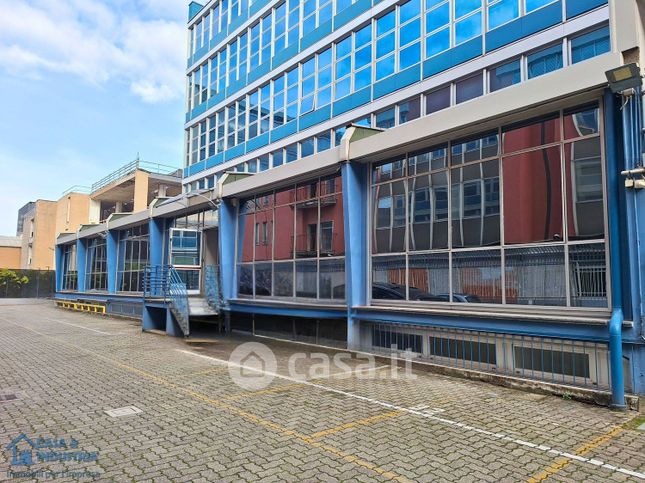 Ufficio in commerciale in Via Gaudenzio Fantoli