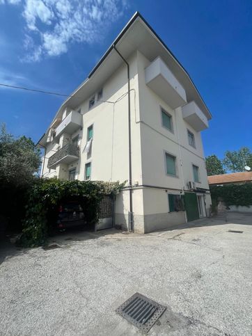 Appartamento in residenziale in Via Monti di Campli