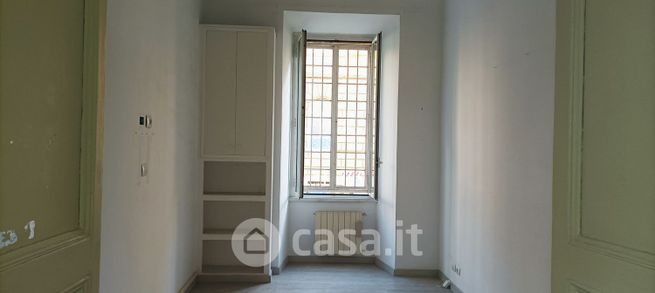 Ufficio in commerciale in Via Ovidio