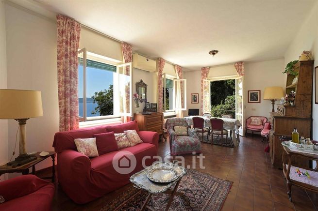 Appartamento in residenziale in Strada Romana Santa Croce 26