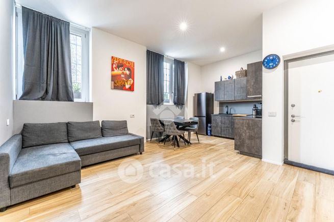 Loft in residenziale in Via Maffeo Pantaleoni 10