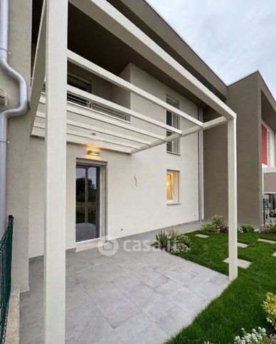 Villetta a schiera in residenziale in Via Mario Lovisa 7