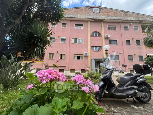 Appartamento in residenziale in Via Francesco Vecchione