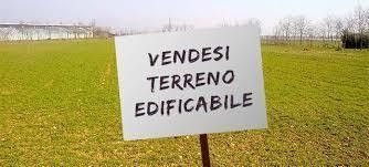 Terreno agricolo in commerciale in