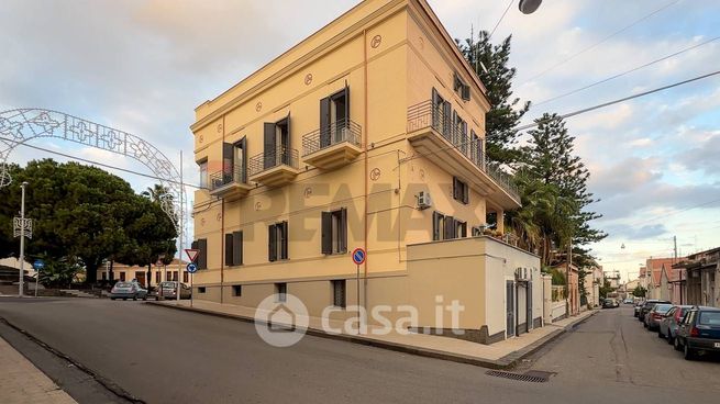 Appartamento in residenziale in Piazza VI Novembre 44