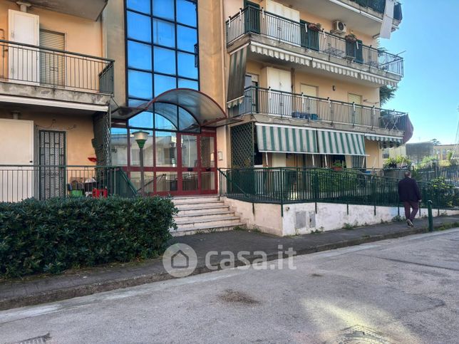 Appartamento in residenziale in Via Strettola Romano 18