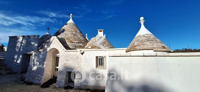 Baita/bungalow/chalet/trullo in residenziale in Via Martiri della Libertà