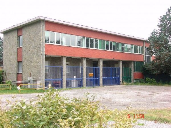 Ufficio in commerciale in Via dei Caduti 60