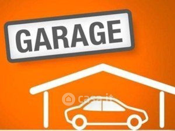 Garage/posto auto in residenziale in Viale Etiopia