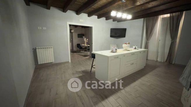 Appartamento in residenziale in Largo Barile