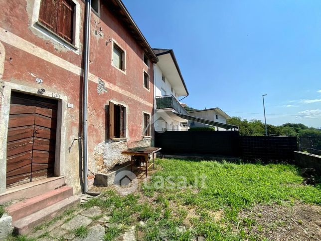 Casa indipendente in residenziale in Via Creazzo 4