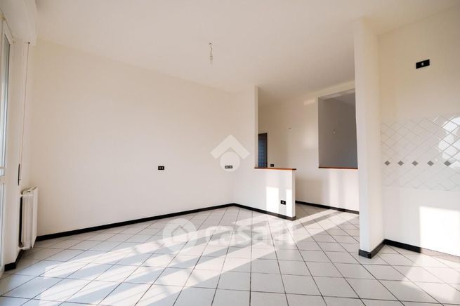 Appartamento in residenziale in Via Canonica 51