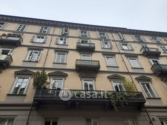 Appartamento in residenziale in Via Carlo Alberto