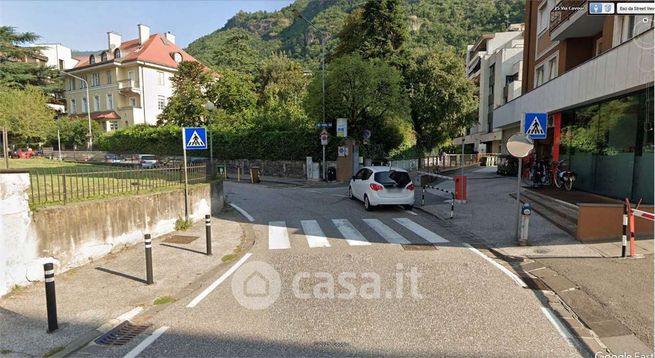 Garage/posto auto in residenziale in Via Cavour