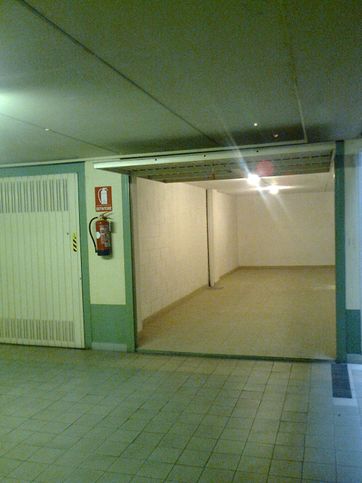 Garage/posto auto in residenziale in Via Marco Antonio Colonna 29