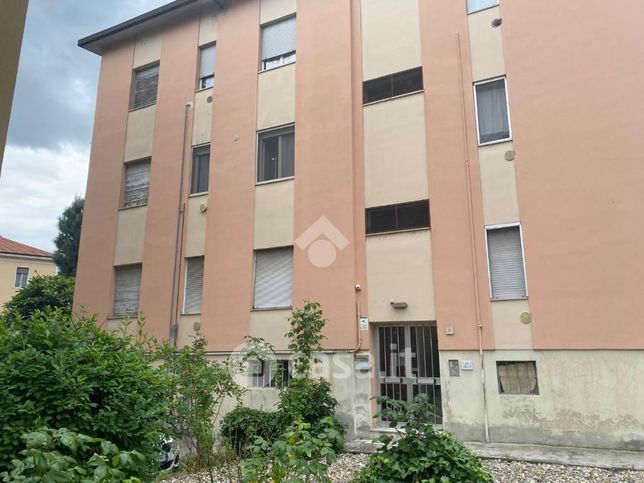 Appartamento in residenziale in Via Paolo Gorini 6