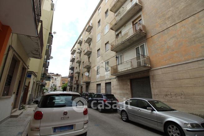 Appartamento in residenziale in Via Giuseppe Zurlo 9