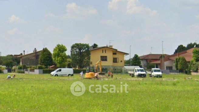 Terreno agricolo in commerciale in Via Livio Furini
