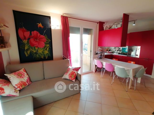 Appartamento in residenziale in Viale Cesare Battisti 12