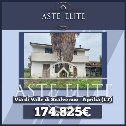 Casa indipendente in residenziale in 