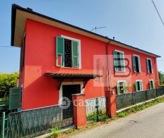 Villetta a schiera in residenziale in Via vostra signora