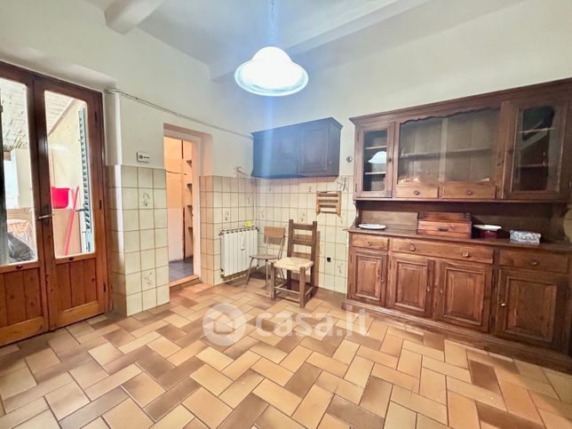 Appartamento in residenziale in Via Aretina 181