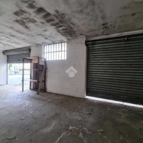 Garage/posto auto in residenziale in Via Circonvallazione 5